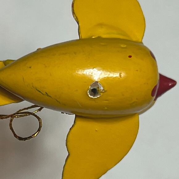 Hand Painted Vtg Wooden Bird Ornament Folk Art Yellow Red Green Holiday Decor - Picture 10 of 12